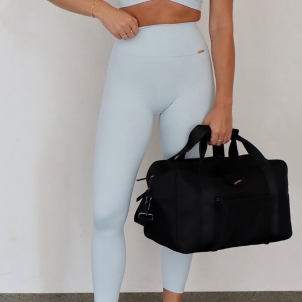 Kelsey Wells x Cleo Harper Arctic Reflective Form Leggings